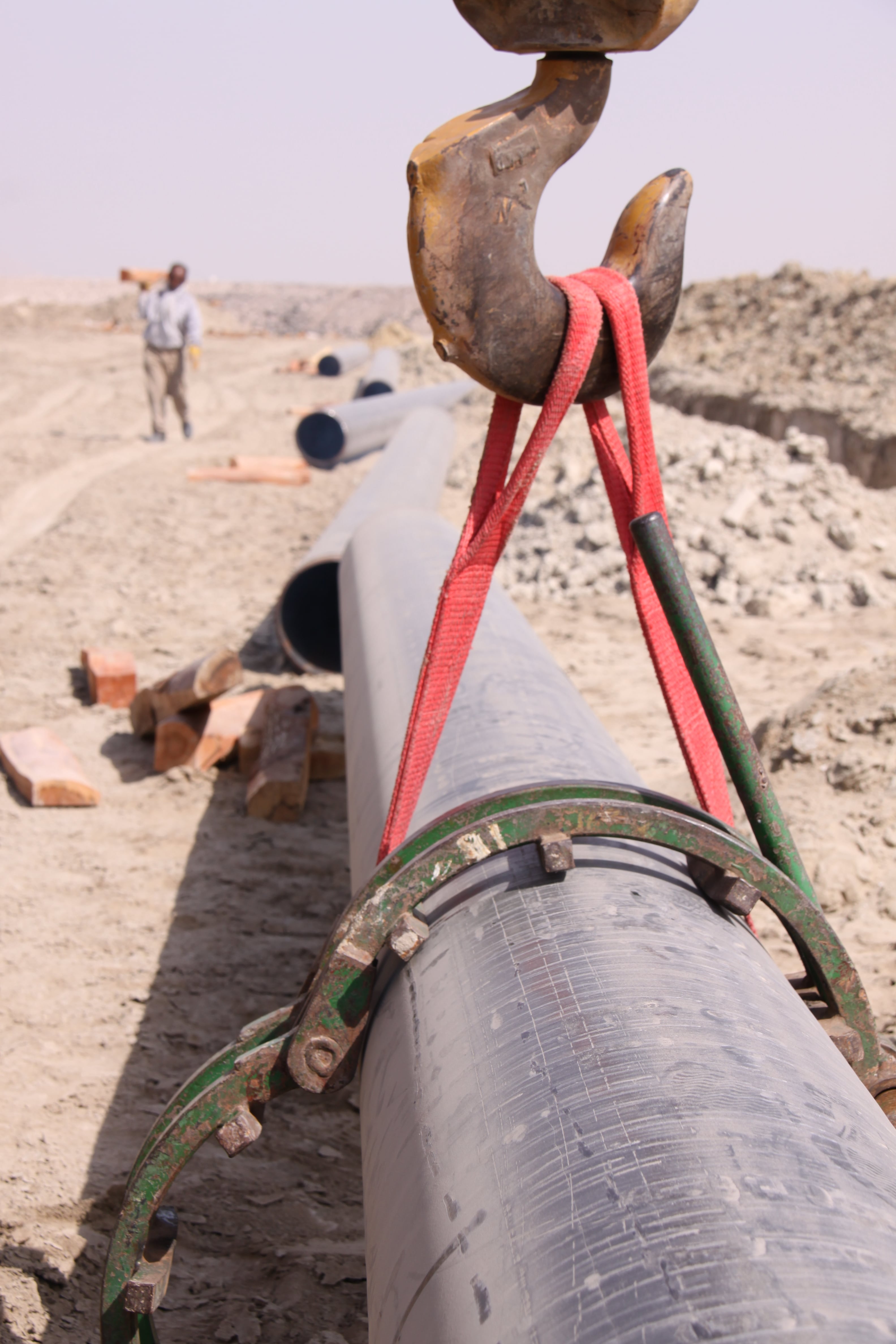 construction-of-fresh-water-pipeline